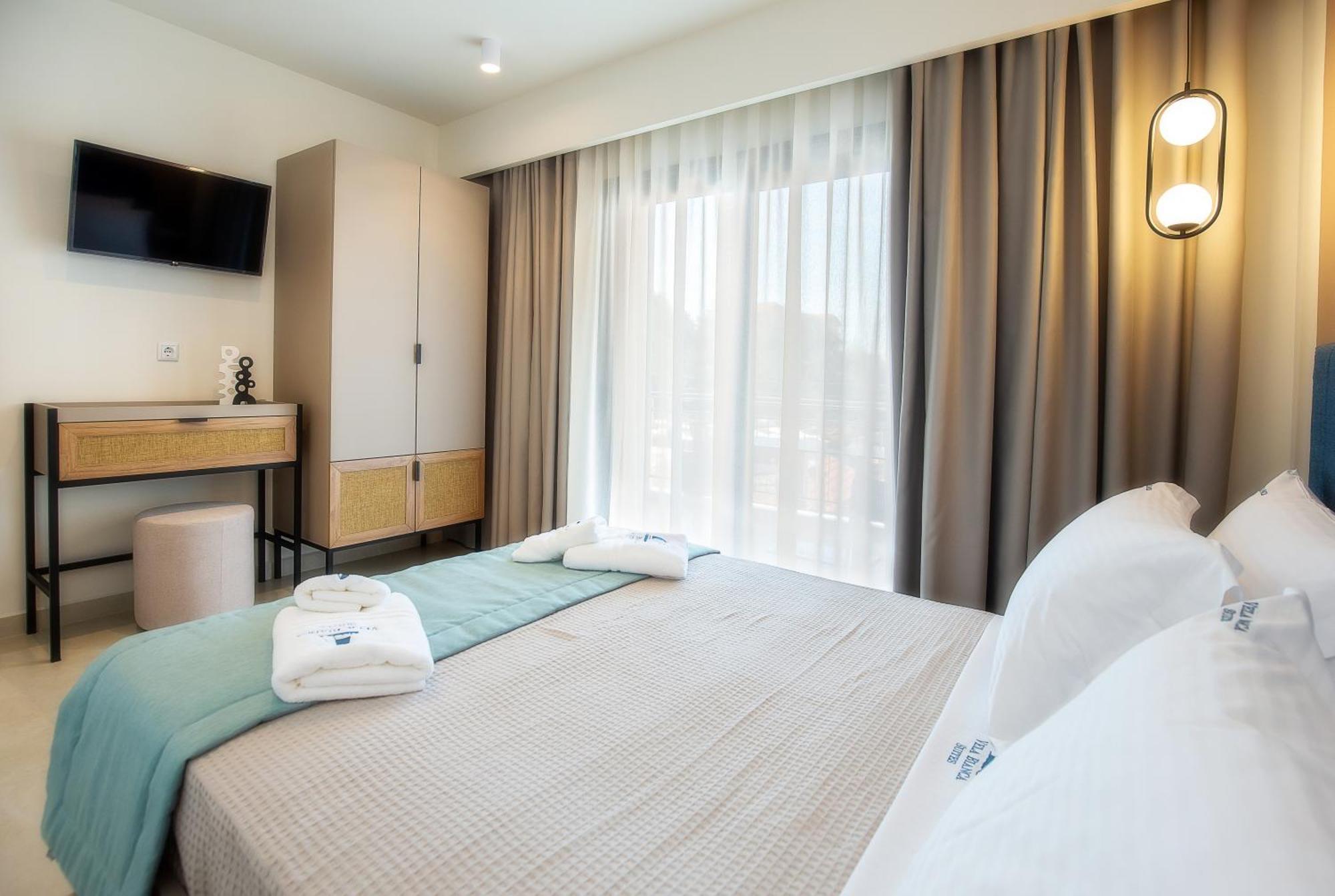 Vela Bianca Suites Лименария Экстерьер фото